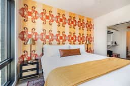 Honky Tonk Party Pad - Johnny - Image 3