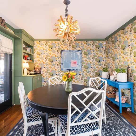 Blooming Bungalow - Image 1
